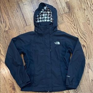 Women’s The North Face Hooded HyVent Jacket/Coat.  Size S/P.